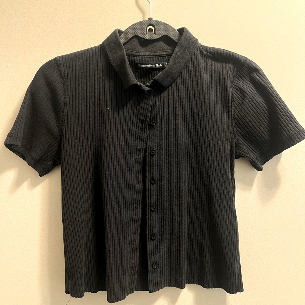 Abercrombie and Fitch collar button up top